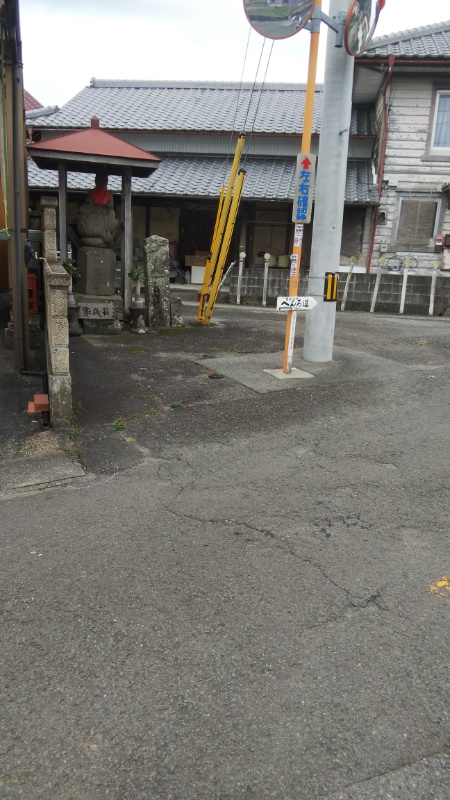 5番-6番間の道路