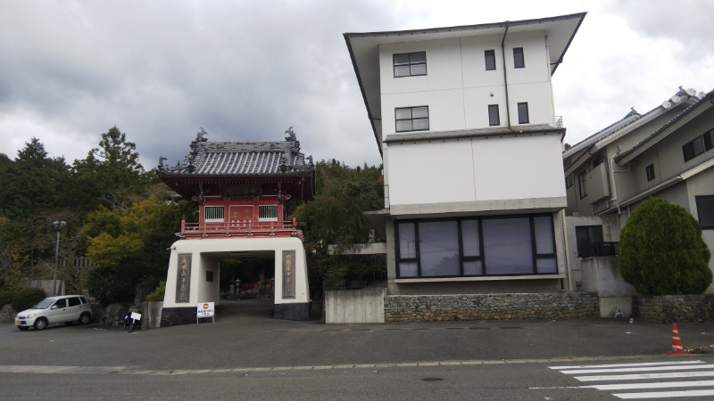 十楽寺の山門