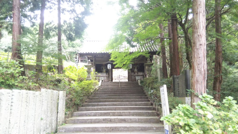 熊谷寺山門