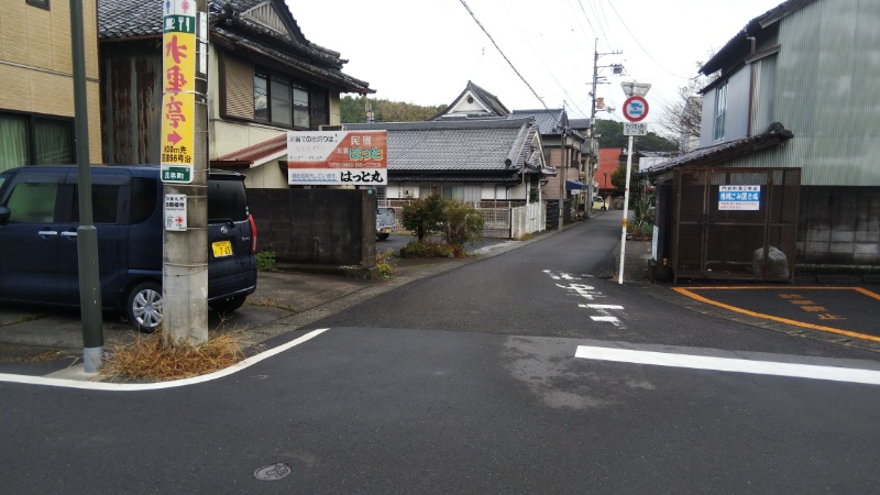 岩本寺前の道