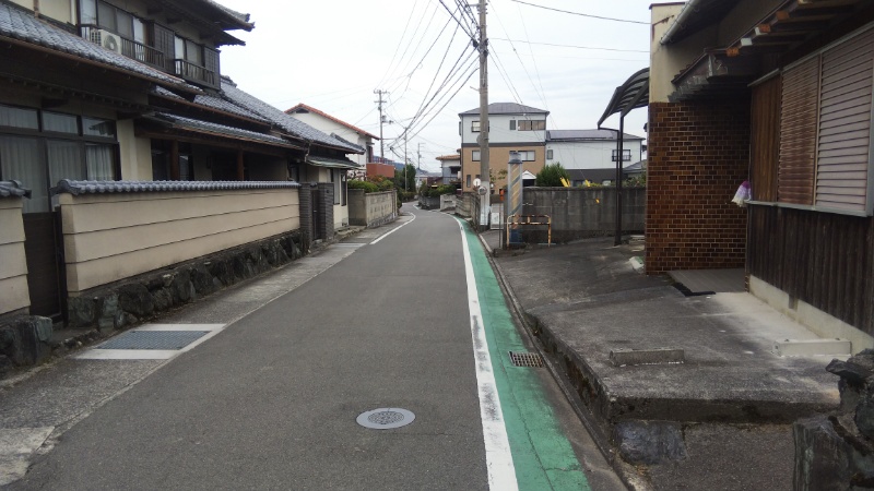 旧街道の道